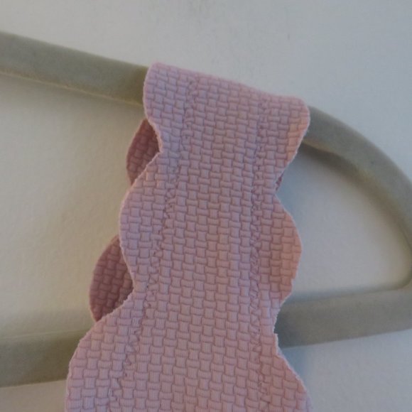 MARYSIA Santa Clara Scalloped Light Pink Textured Triangle Bikini Top - Size XS - Picture 4 of 15